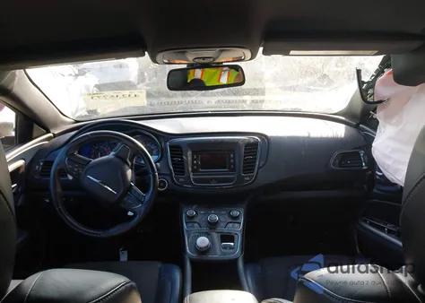 2015 Chrysler 200 S z USA, uszkodzony, nr VIN 1C3CCCBBXFN559690